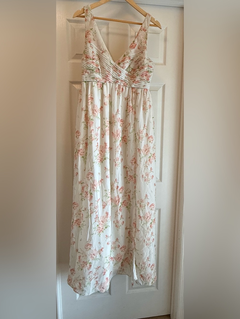 Birdy Grey Floral Maxi Dress Womens Large Pleated V-Neck Bridesmaid